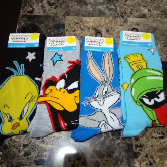 Novelty Socks, NWT, Crew Style, Fits Size 6-13 or 9-13 Assorted Fun Socks - Picture 7 of 13